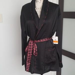Sam Edelman smoking Robe